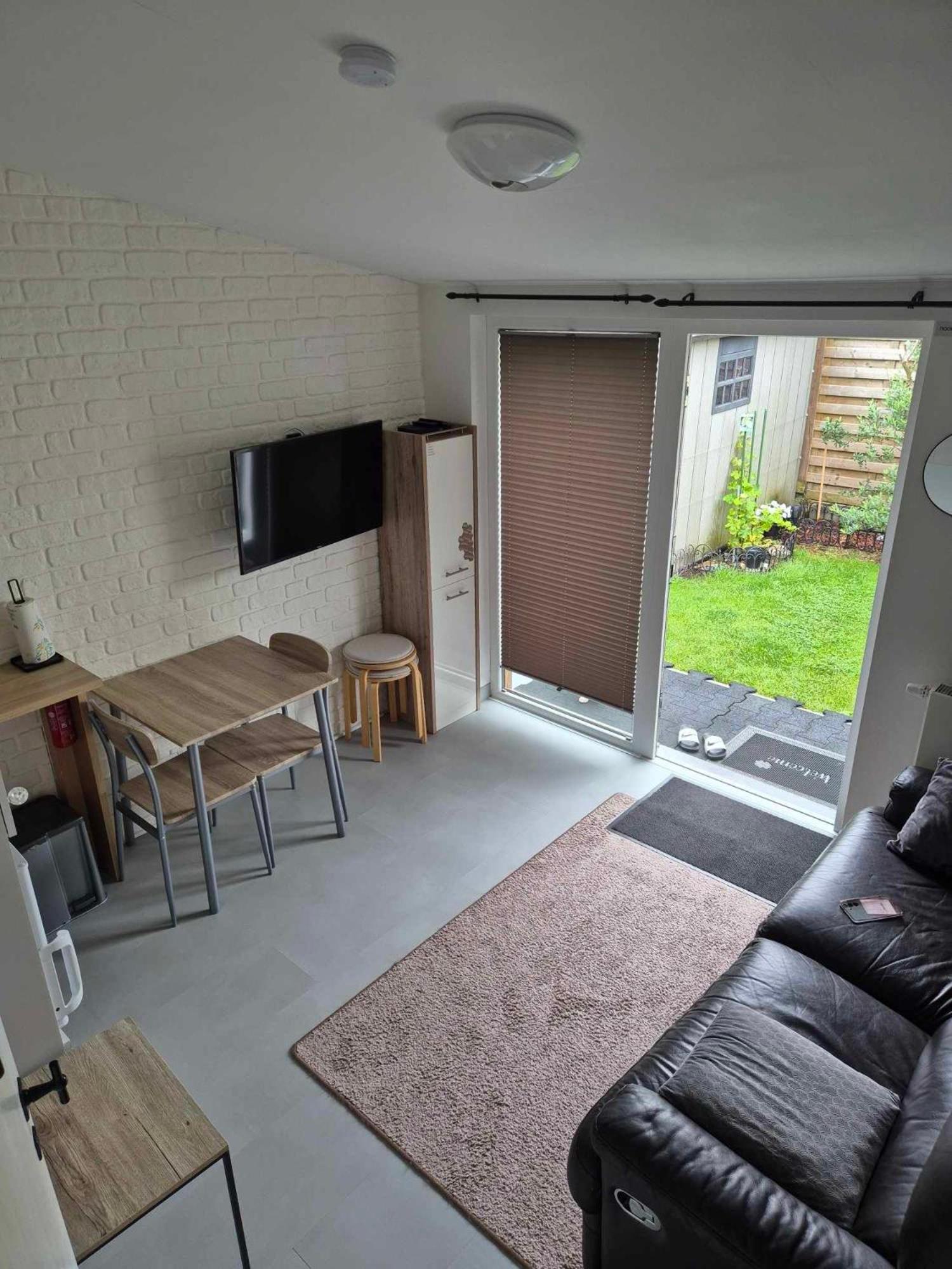 Smaal Apartment Beti Oostkamp Exterior foto